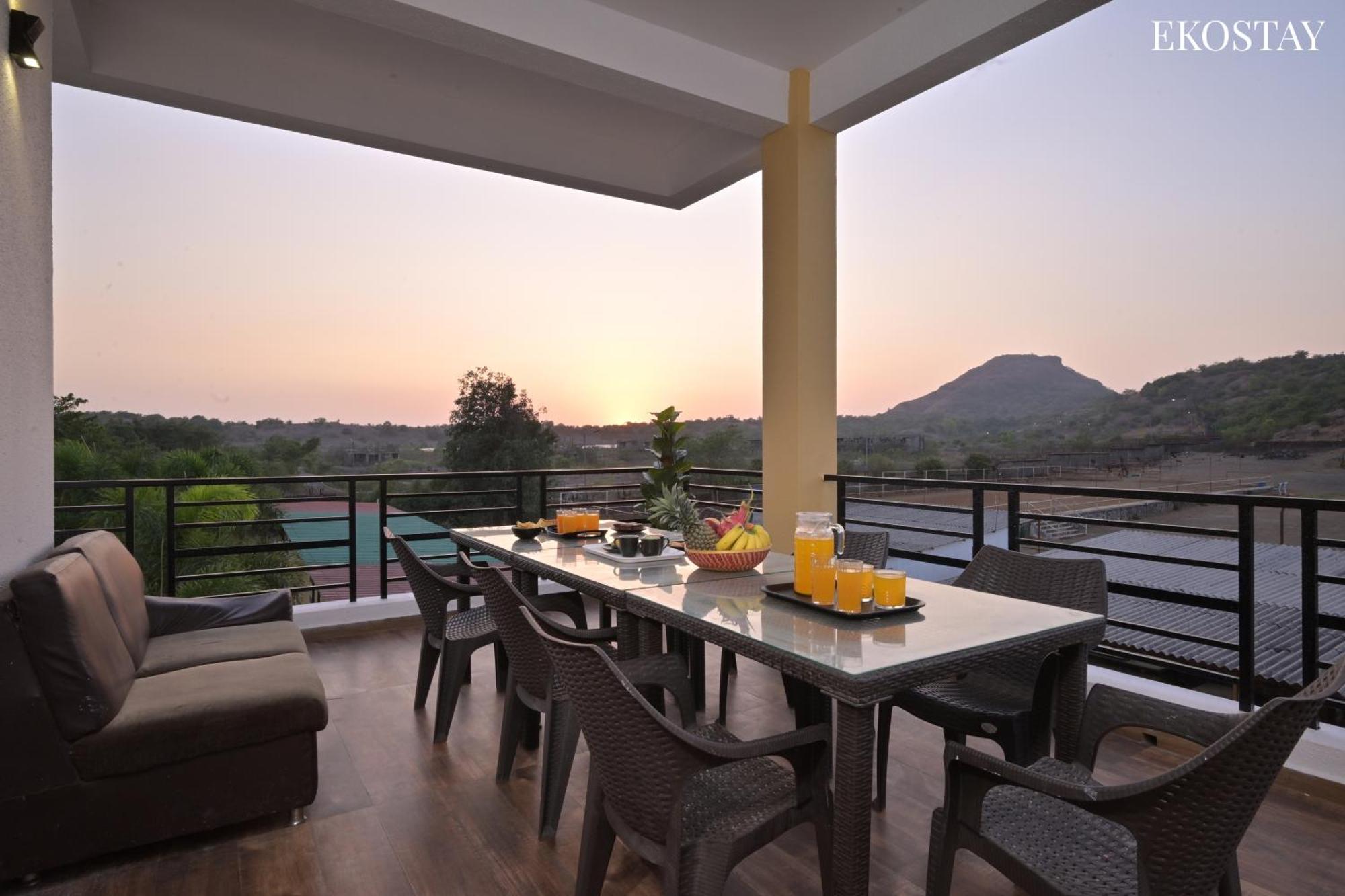 Eko Stay - Octagon Farms Villa โลนาวาลา ภายนอก รูปภาพ